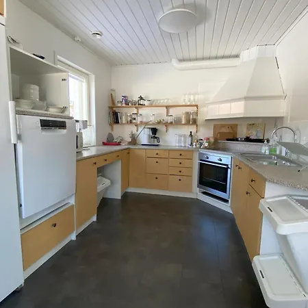 Apartment Spacious House By The River With Sauna And Hot Tube *